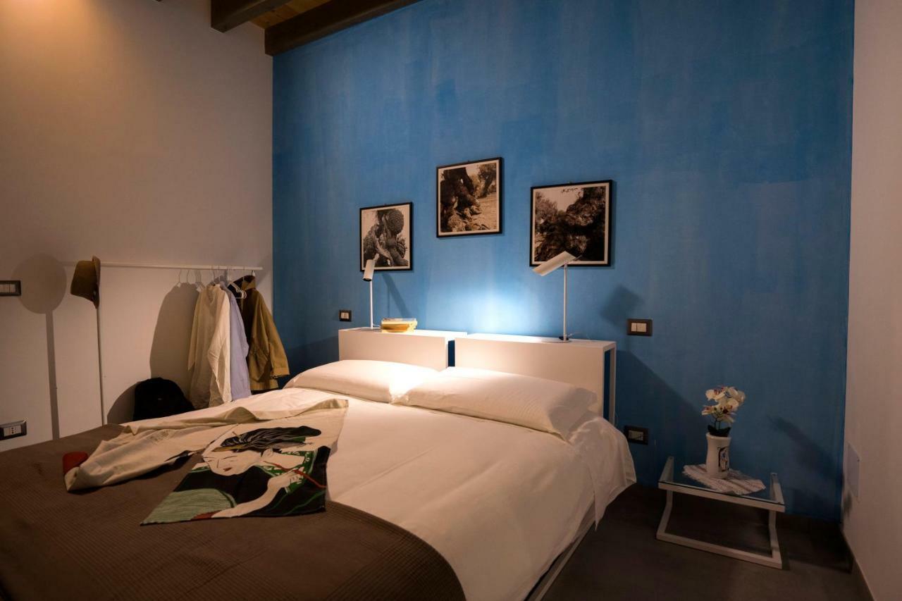La Casa Di Raffaele Hotel Matera Bagian luar foto